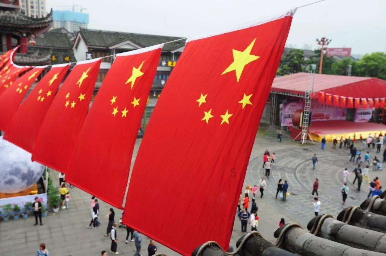 艾玛的时尚装